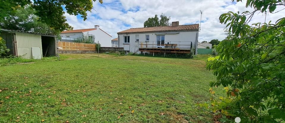 Maison traditionnelle 4 pièces de 95 m² à Le Poiré-sur-Vie (85170)