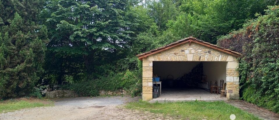 Demeure 7 pièces de 243 m² à Le Bugue (24260)