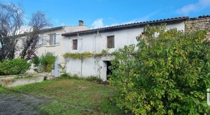 Maison 7 pièces de 157 m² à Prin-Deyrançon (79210)