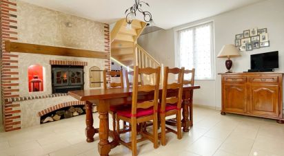 Maison 6 pièces de 138 m² à Grémévillers (60380)