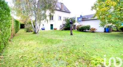 House 7 rooms of 165 m² in Chartres-de-Bretagne (35131)