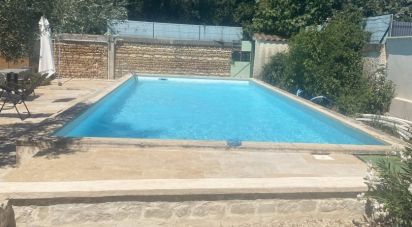 House 7 rooms of 115 m² in Villeneuve-lès-Avignon (30400)