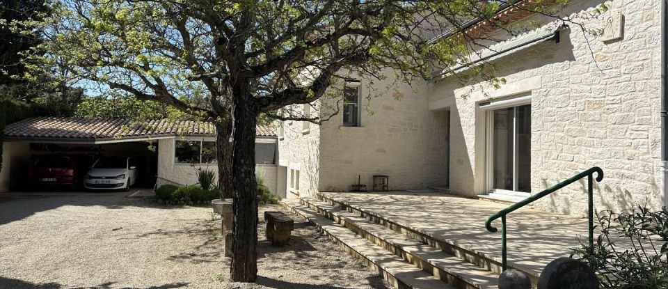 Maison 7 pièces de 115 m² à Villeneuve-lès-Avignon (30400)