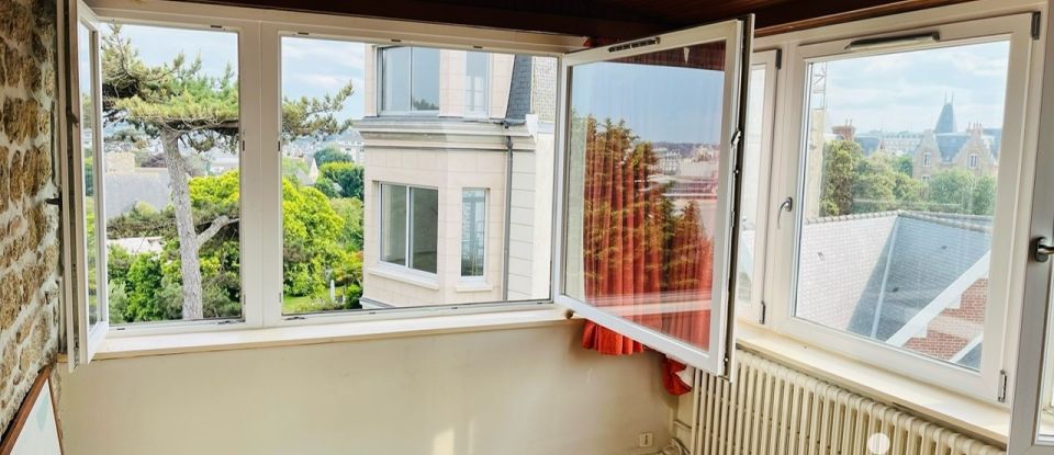 Apartment 2 rooms of 49 m² in Dinard (35800)