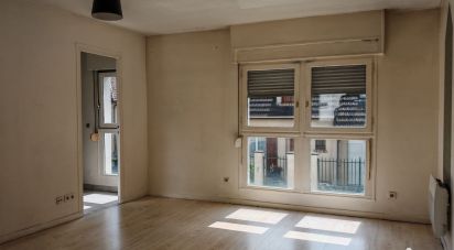 Apartment 1 room of 33 m² in Pontault-Combault (77340)