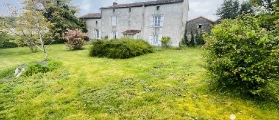 Maison de campagne 5 pièces de 180 m² à - (16700)