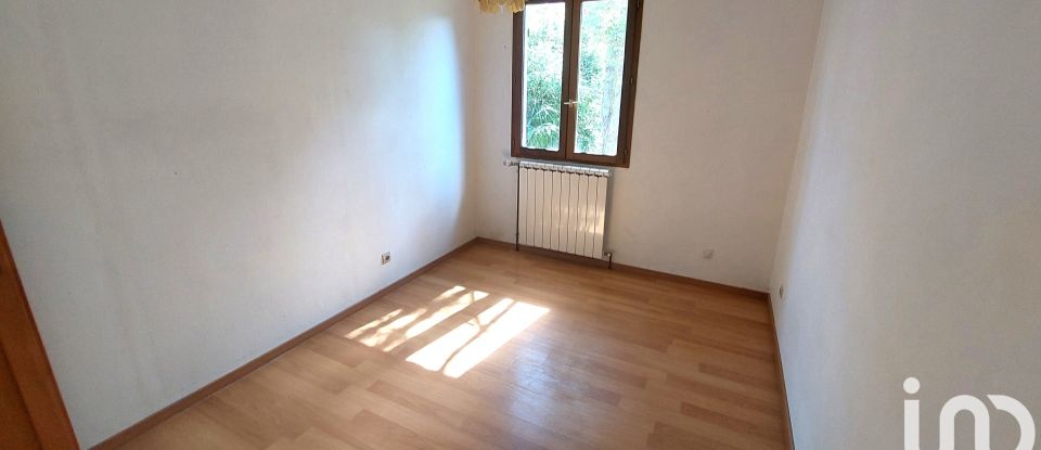 Pavilion 4 rooms of 86 m² in Serbonnes (89140)