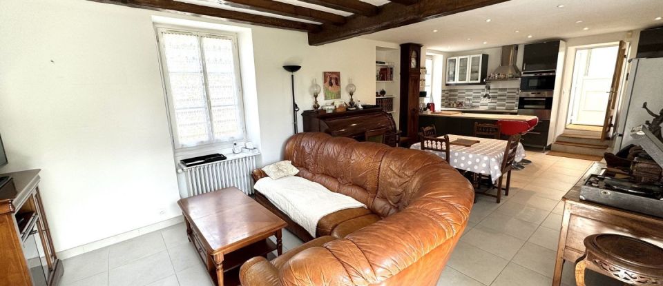 House 8 rooms of 159 m² in La Ferté-Alais (91590)