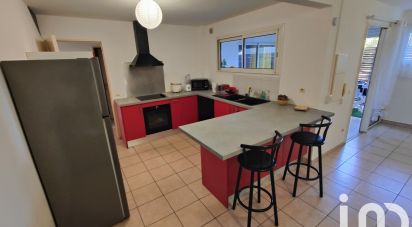 Apartment 3 rooms of 73 m² in Saint-Pierre (97410)