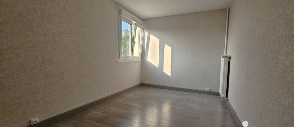 Appartement 4 pièces de 76 m² à Reims (51100)