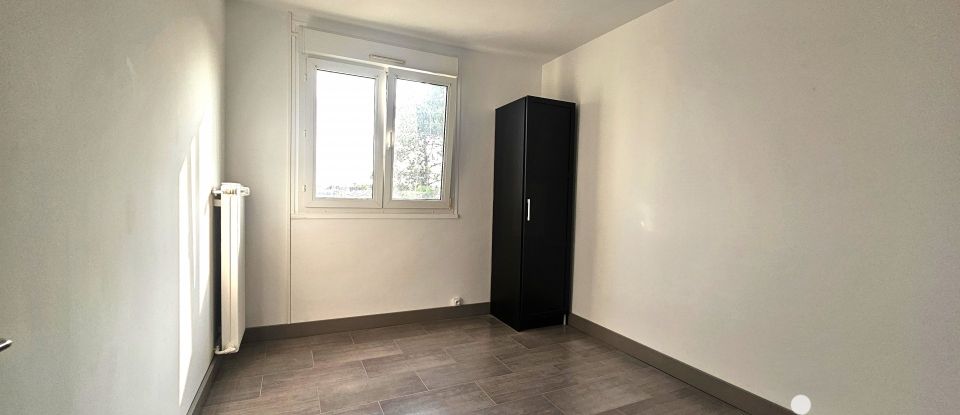 Appartement 4 pièces de 76 m² à Reims (51100)