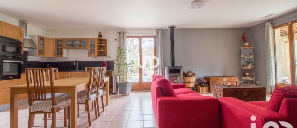 Maison 5 pièces de 102 m² à Forcalqueiret (83136)