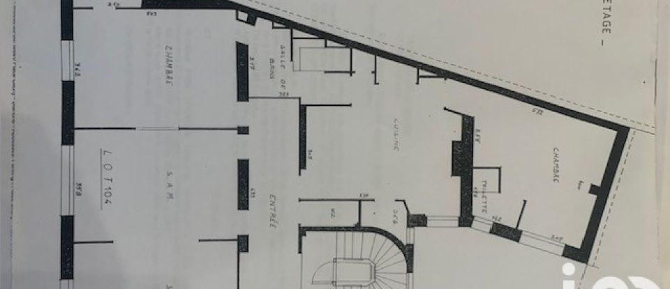 Appartement 4 pièces de 115 m² à Paris (75018)