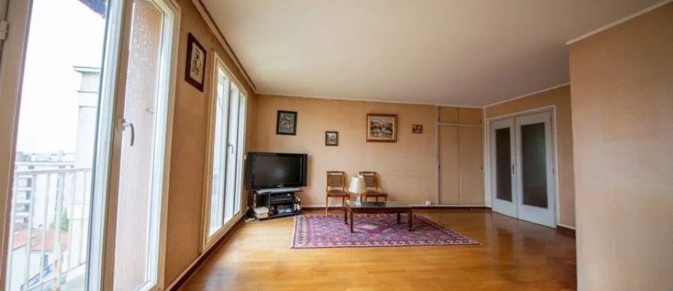 Apartment 3 rooms of 72 m² in Montreuil (93100)