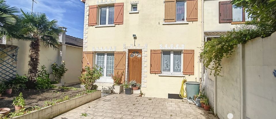 Maison traditionnelle 5 pièces de 92 m² à Le Blanc-Mesnil (93150)