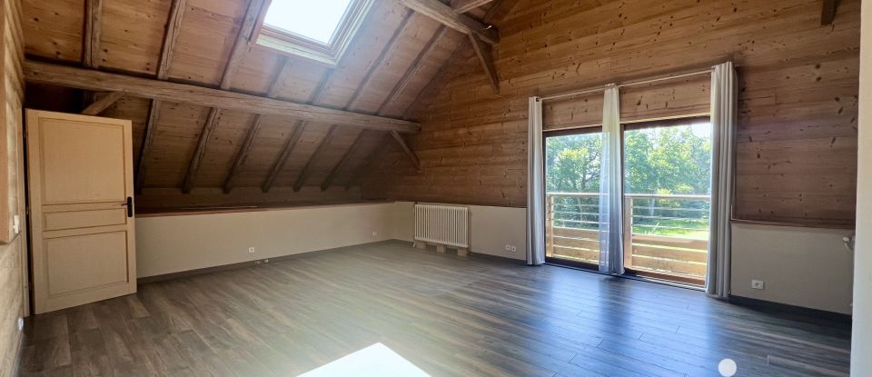 Maison de campagne 7 pièces de 221 m² à La Chapelle-Rambaud (74800)