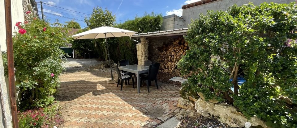 House 6 rooms of 150 m² in Rozay-en-Brie (77540)