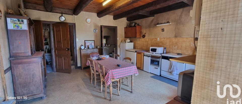 Maison de campagne 7 pièces de 97 m² à Chassagnes (43230)