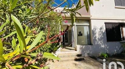 House 4 rooms of 60 m² in Six-Fours-les-Plages (83140)