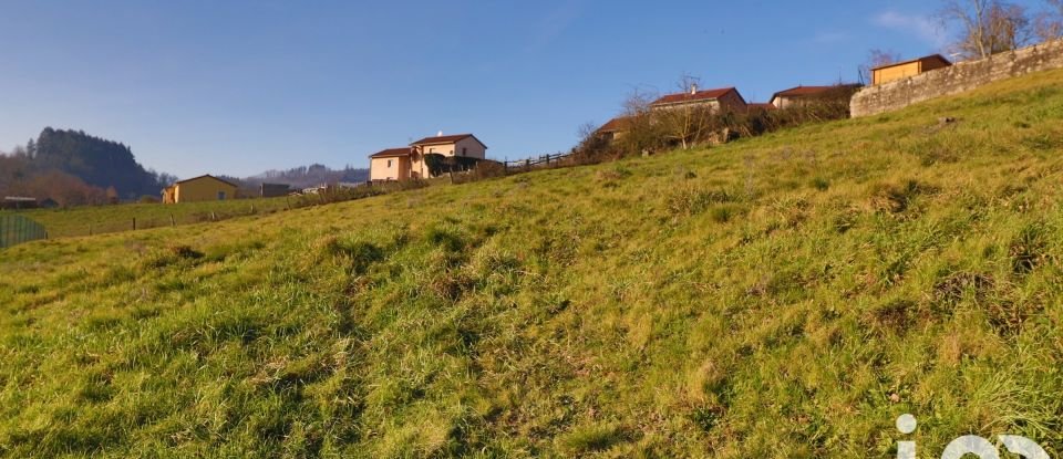 Land of 1,767 m² in Trambly (71520)