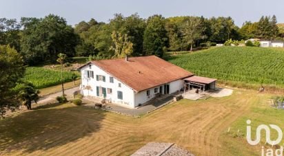 Country house 9 rooms of 200 m² in Saint-André-de-Seignanx (40390)