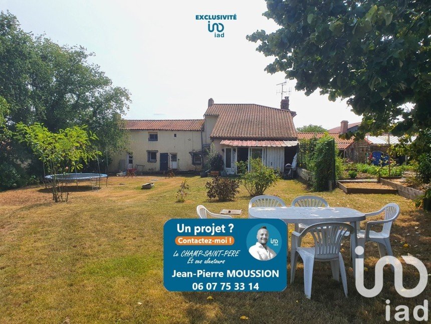 Country house 8 rooms of 151 m² in Saint-Vincent-sur-Graon (85540)