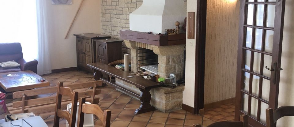 Traditional house 5 rooms of 107 m² in Villeneuve-le-Roi (94290)