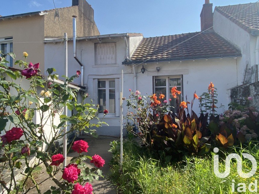 House 3 rooms of 68 m² in Nantes (44100)