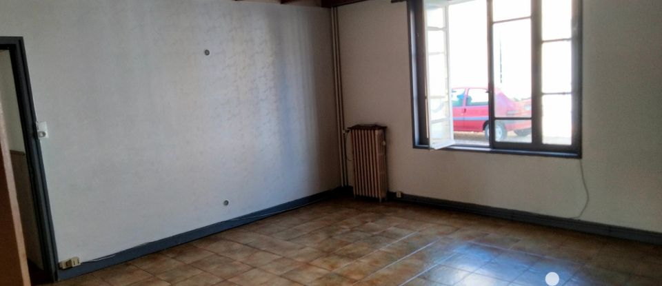 Maison 8 pièces de 195 m² à Pons (17800)