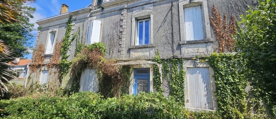 House 6 rooms of 103 m² in Bourcefranc-le-Chapus (17560)