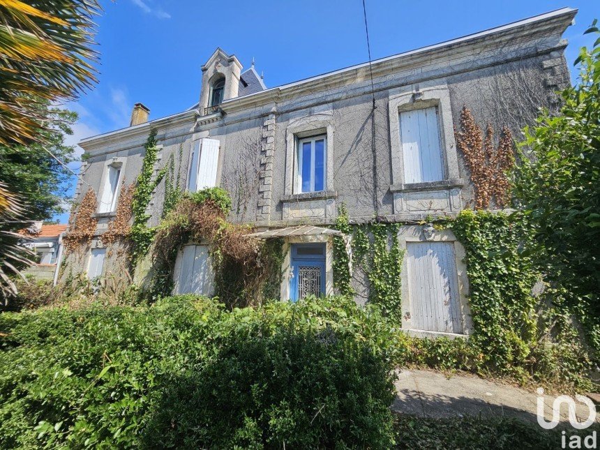 House 6 rooms of 103 m² in Bourcefranc-le-Chapus (17560)