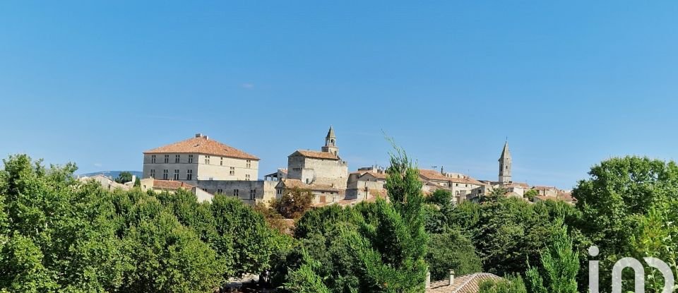 Maison traditionnelle 6 pièces de 181 m² à Barjac (30430)