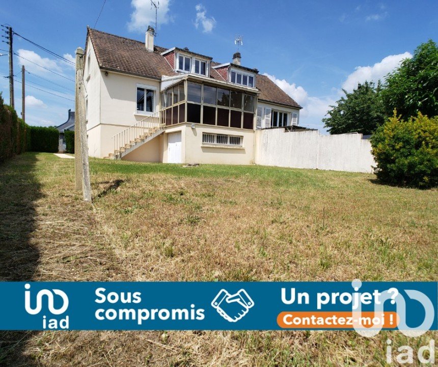 Maison 5 pièces de 91 m² à Champagné (72470)