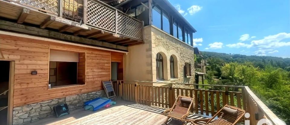 Gîte 16 pièces de 265 m² à La Roque-Gageac (24250)