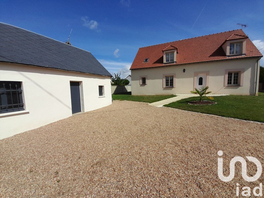 Maison 7 pièces de 148 m² à Bailleau-le-Pin (28120)