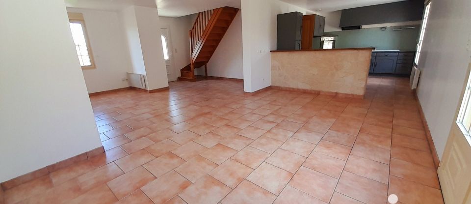 Maison 7 pièces de 148 m² à Bailleau-le-Pin (28120)