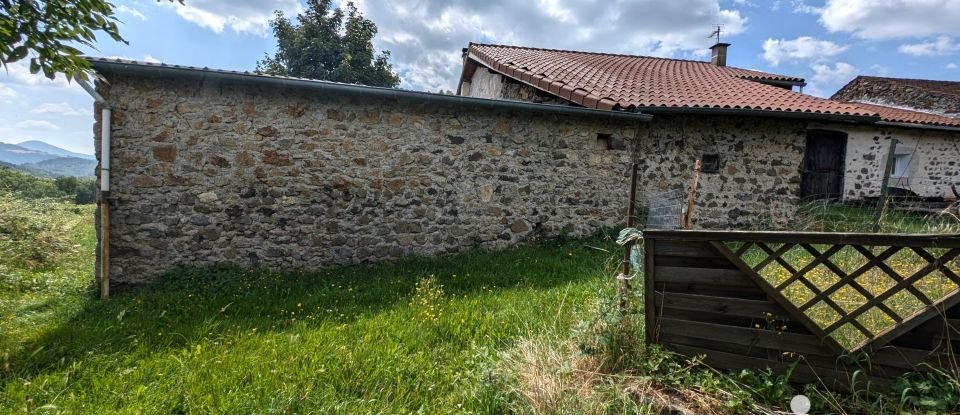 Maison de campagne 4 pièces de 115 m² à Vorey (43800)