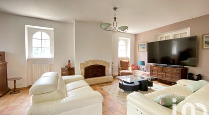 Traditional house 6 rooms of 220 m² in Les Champs-Géraux (22630)