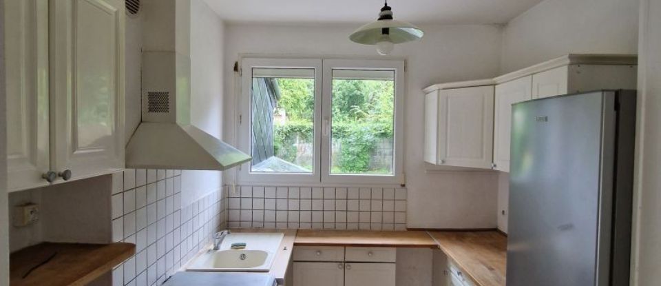 Maison 4 pièces de 85 m² à Lisieux (14100)