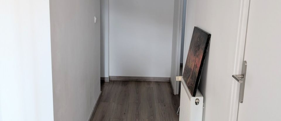 Appartement 4 pièces de 90 m² à Grenade (31330)