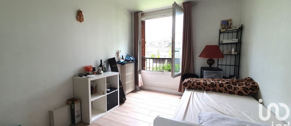 Appartement 4 pièces de 65 m² à Ivry-sur-Seine (94200)