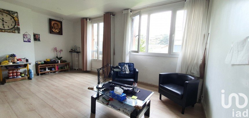 Appartement 4 pièces de 65 m² à Ivry-sur-Seine (94200)