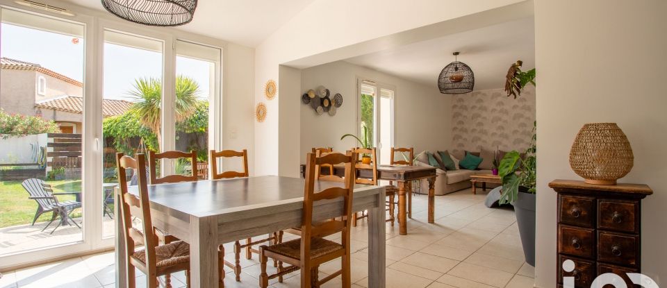 Traditional house 6 rooms of 131 m² in Estézargues (30390)