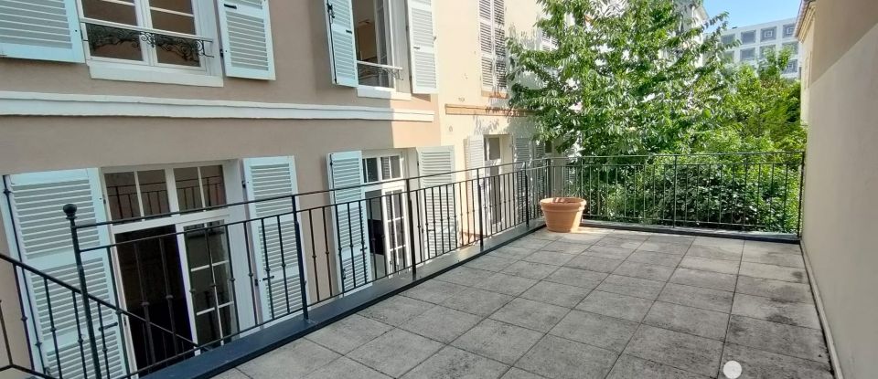 Maison 8 pièces de 165 m² à Vichy (03200)