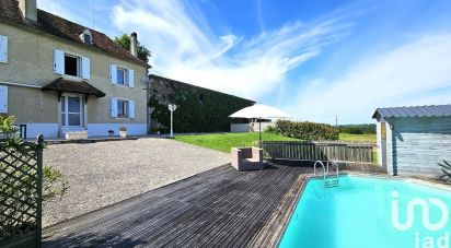 Estate 8 rooms of 255 m² in Lahourcade (64150)