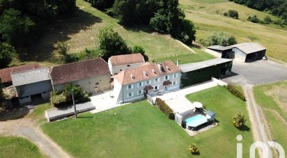 Domaine 8 pièces de 255 m² à Lahourcade (64150)