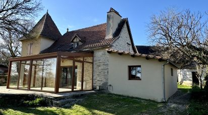 Traditional house 3 rooms of 183 m² in Brengues (46320)