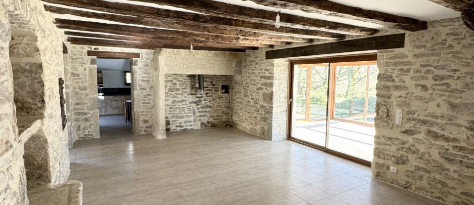 Traditional house 3 rooms of 183 m² in Brengues (46320)