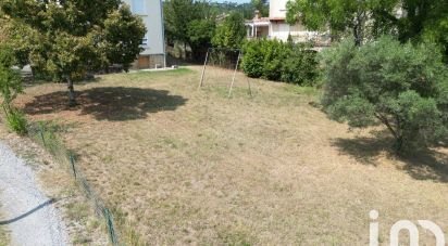 Terrain de 913 m² à Aubenas (07200)