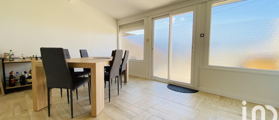 Maison 5 pièces de 161 m² à Bourg (33710)